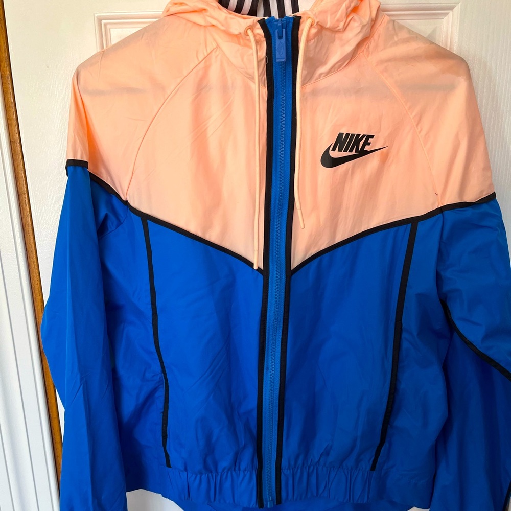 Nike windbreaker